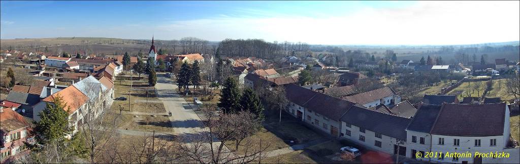 014_2011_chvalkovice-pano-kostel-2.jpg - Chvalkovice na Hané 14. 3. 2011