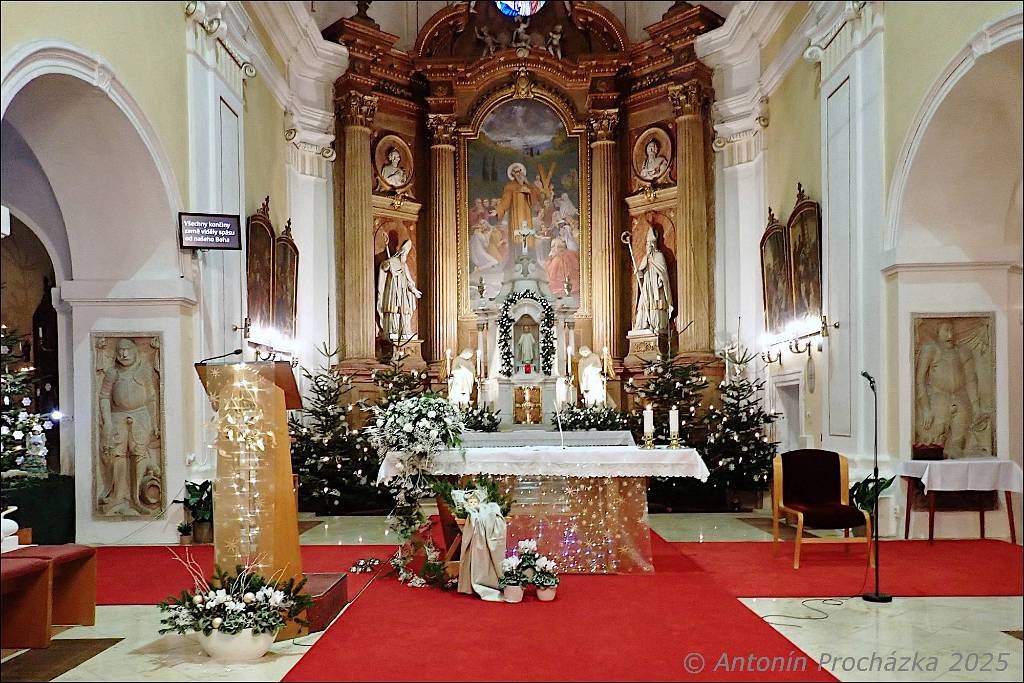 004_PC256652w.JPG - Ivanovice na Hané 25. 12. 2025 – Slavnost Narození Páně či Boží hod vánoční (též 1. svátek vánoční) je dnem oslavy narození Ježíše Krista.