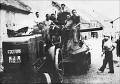 092_57_tank_zniceny_traktor